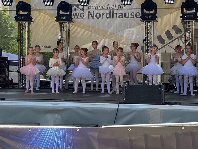 Der Auftritt des Tanzstudios Radeva auf dem 55. Rolandsfest