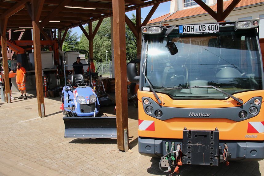 125 Jahre Stra&szlig;enbahn Nordhausen - Geburtstagsfeier im Depot