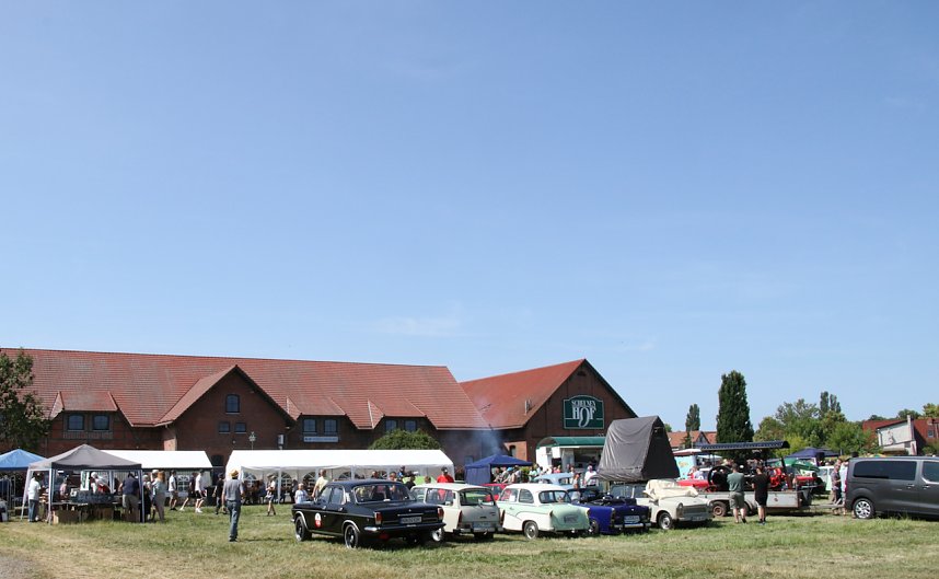 Oldtimertreff des MC Roland auf dem Scheunenhof