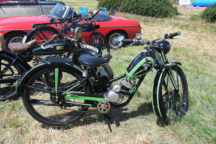 Peter Blei unterwegs beim Oldtimertreff am Scheunenhof