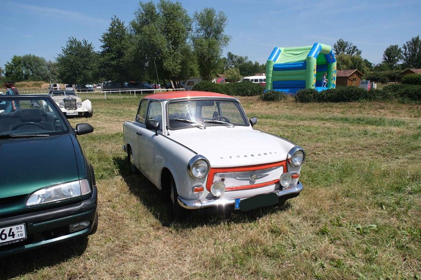 Peter Blei unterwegs beim Oldtimertreff am Scheunenhof