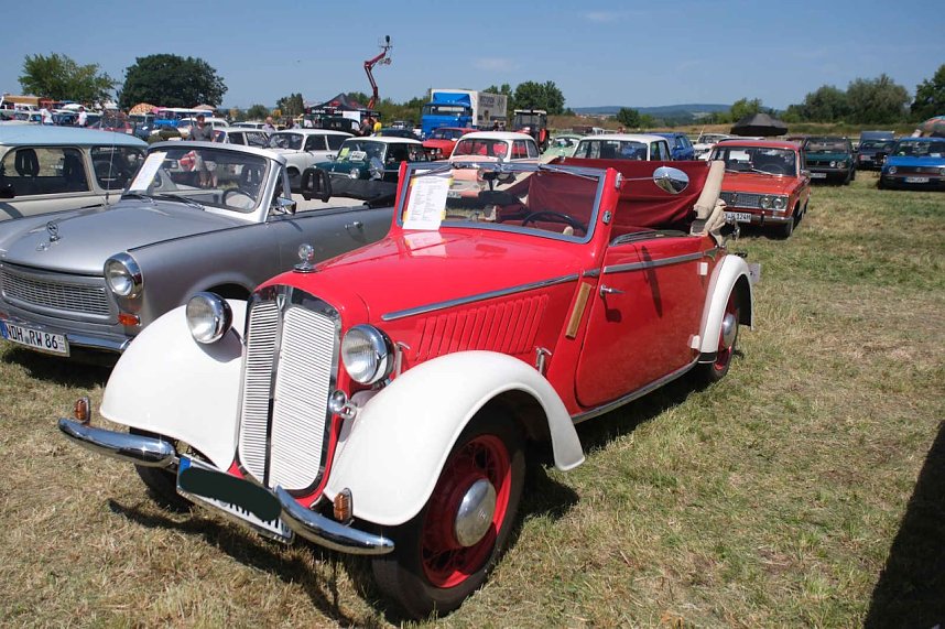 Peter Blei unterwegs beim Oldtimertreff am Scheunenhof