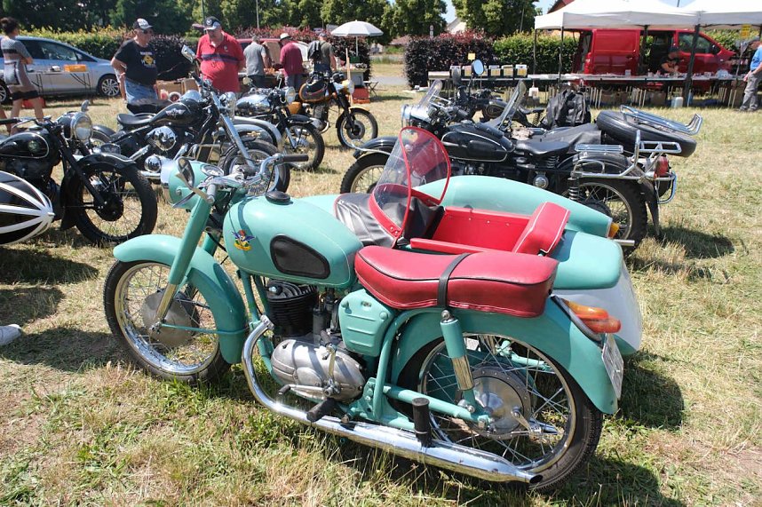 Peter Blei unterwegs beim Oldtimertreff am Scheunenhof