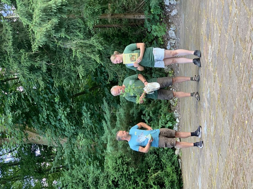 Gro&szlig;es Junior-Ranger-Camp im Nassetal: