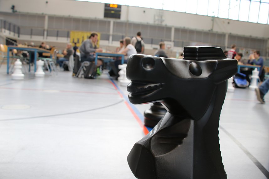 Er&ouml;ffnung der 15. Schach-Open in der Wiedigsburg