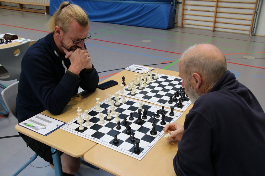 Er&ouml;ffnung der 15. Schach-Open in der Wiedigsburg
