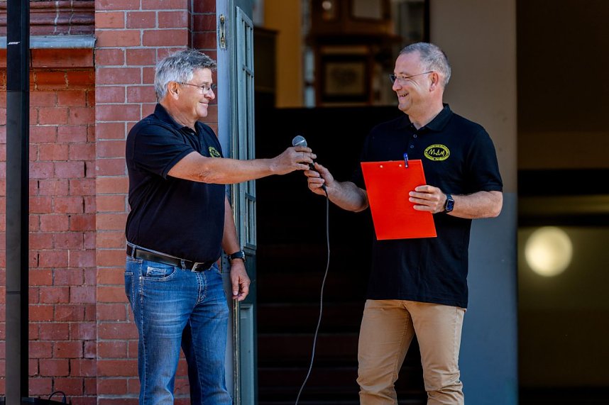 92 neue Sch&uuml;lerinnen und Sch&uuml;ler begr&uuml;&szlig;te man heute am Humboldt-Gymnasium