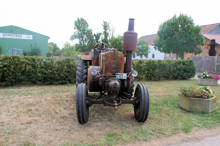 Scheinenhof-Fest mit Hobby Horsing