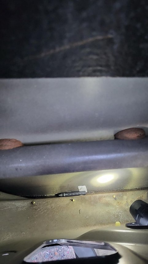 Sch&auml;den des Armbrustbeschusses