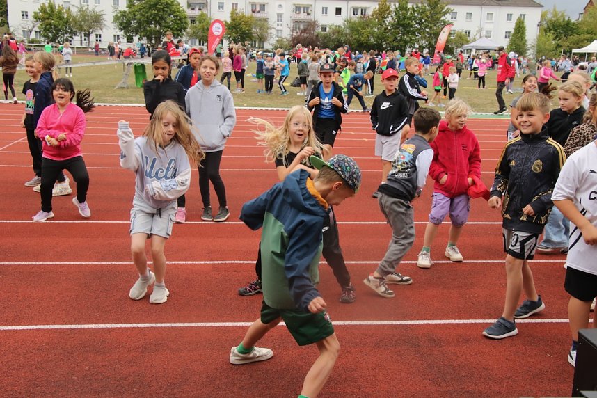 Grundschulsporttag auf dem Hohekreuz-Sportplatz