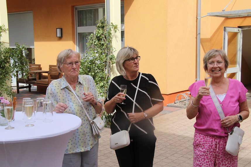 Neuer&ouml;ffnung des Arnold-Heims in Nordhausen