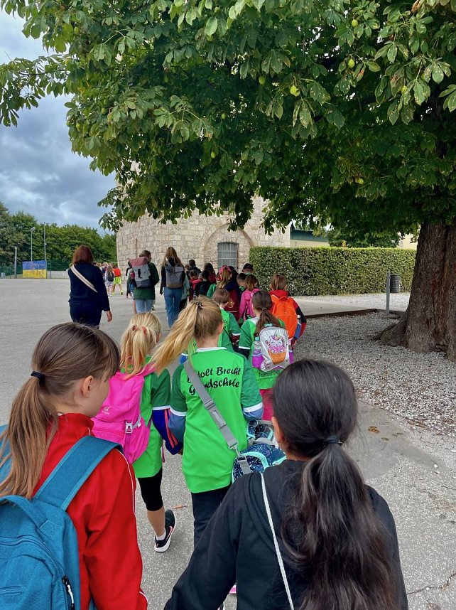 Grundschule Bertolt Brecht beim Schulsportttag