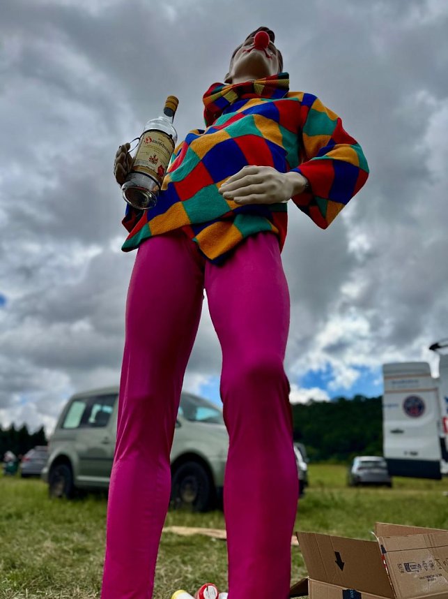 Strohpuppenfest und Strohzirkus in Gro&szlig;lohra