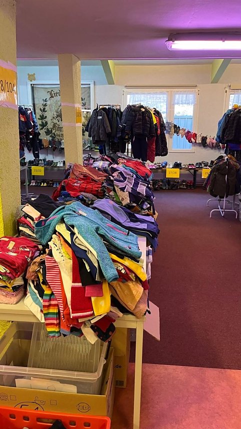 8. Kindersachen- und Spielzeugbasar