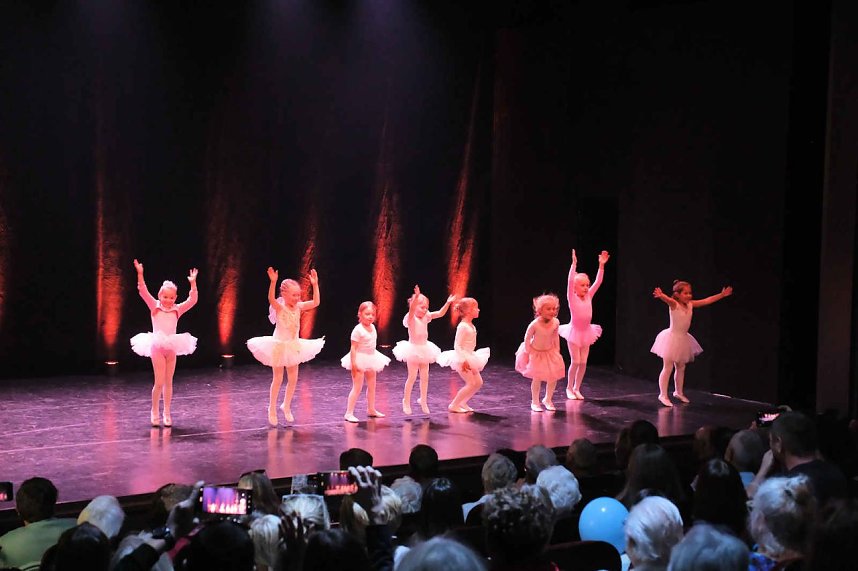 Peter Blei unterwegs beim Theaterfest