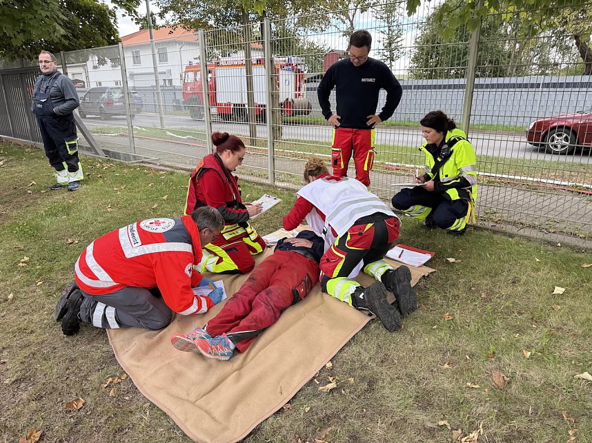 Feuerwehr&uuml;bung am Nachmittag