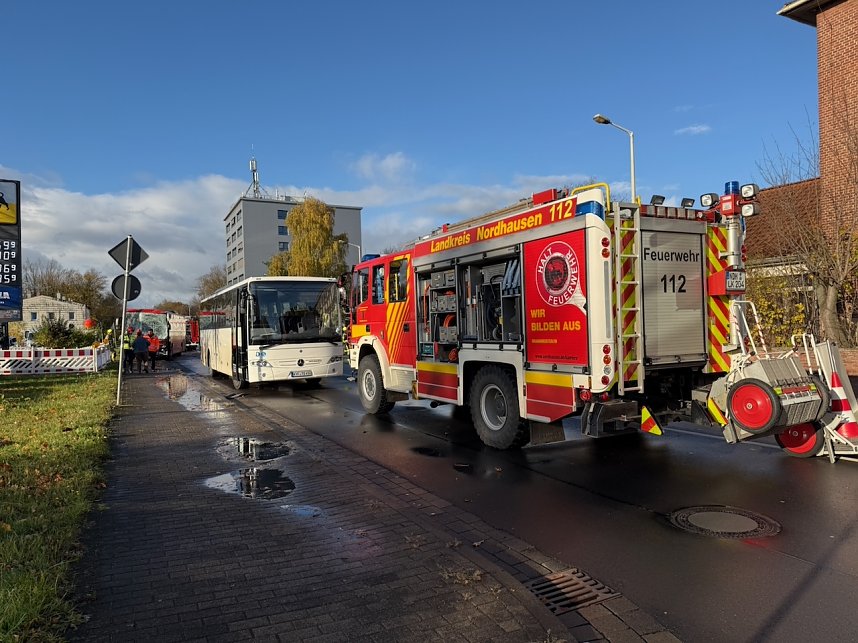 Busunfall in der Freiherr-von-Stein Stra&szlig;e in Nordhausen