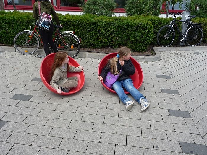 Kindertags-Feier auf dem Parkplatz