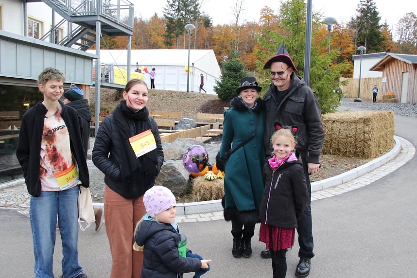 Schlammspa&szlig; und Sport: das 2. Harzer Hexenrennen 