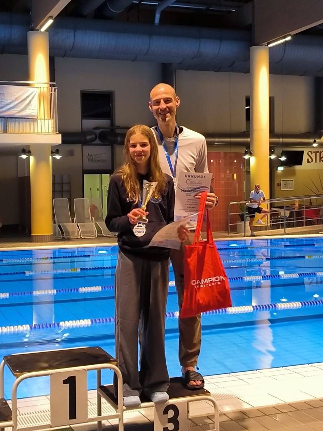 Nordh&auml;user Teilnehmer am 24-Stunden-Schwimmen in M&uuml;hlhausen