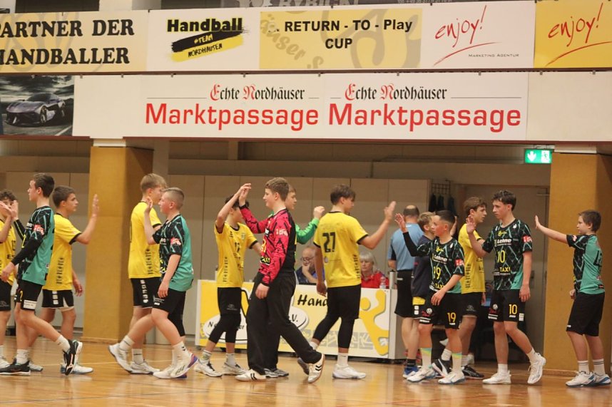 Die NSV Handballer und Handballerinnen hatten am Wochenende alle H&auml;nde voll zu tun