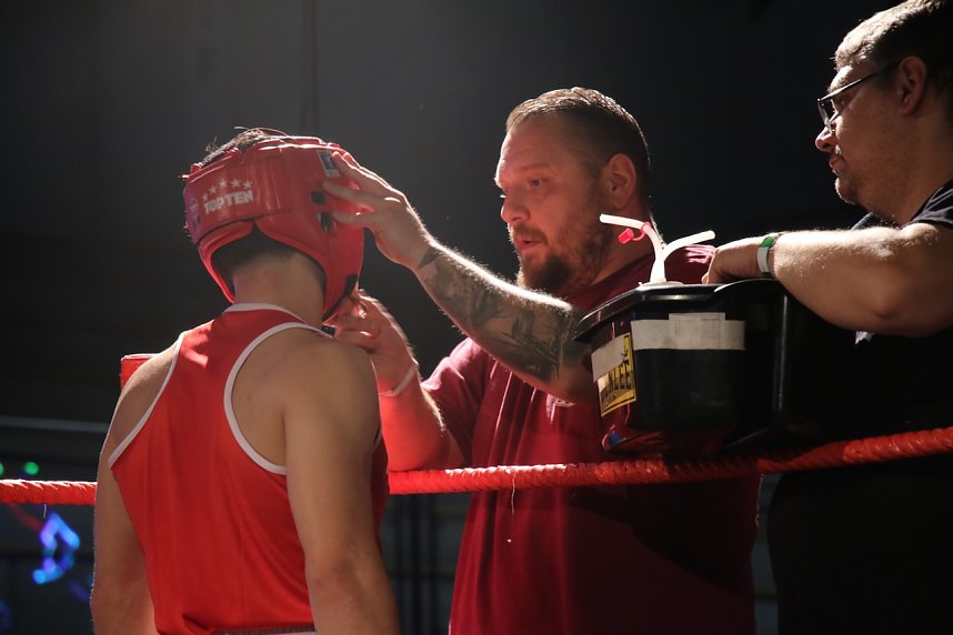 Boxgala in der Wiedigsburghalle