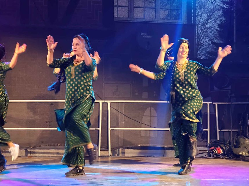 Schl&uuml;ssel&uuml;bergabe am Nordh&auml;user Rathaus