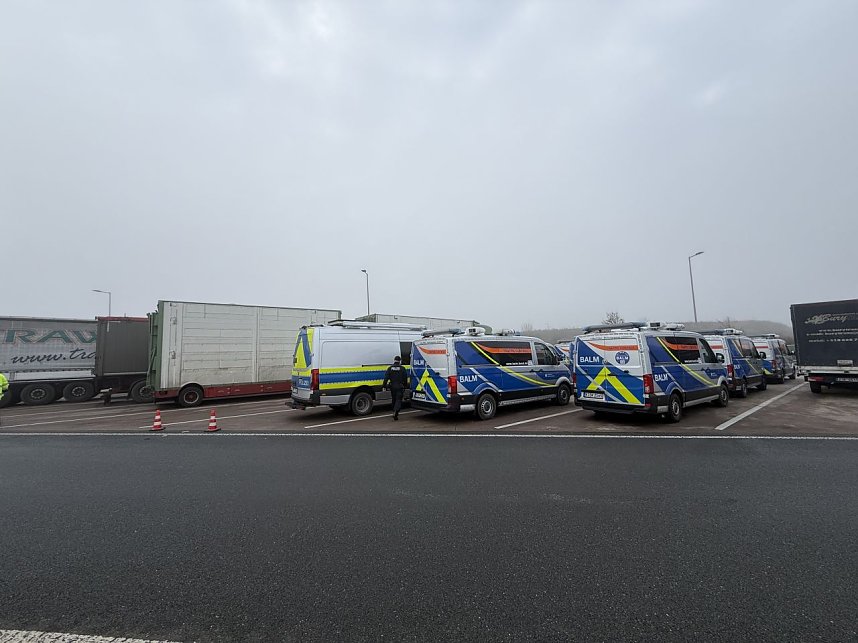 Kontrolle am Rastplatz Kesselberg