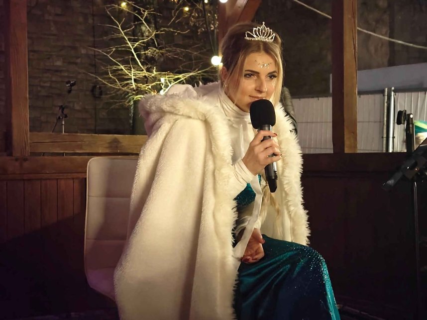 Berit Finke und Franz Karafka auf dem Nordh&auml;user Weihnachtsmarkt