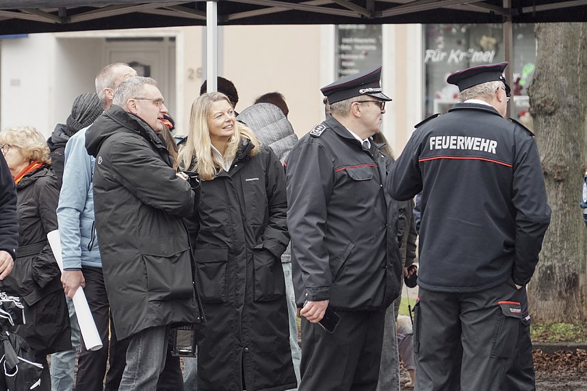 &Uuml;bergabe des Friedenslichts aus Bethlehem an die Kreisjugendfeuerwehren.