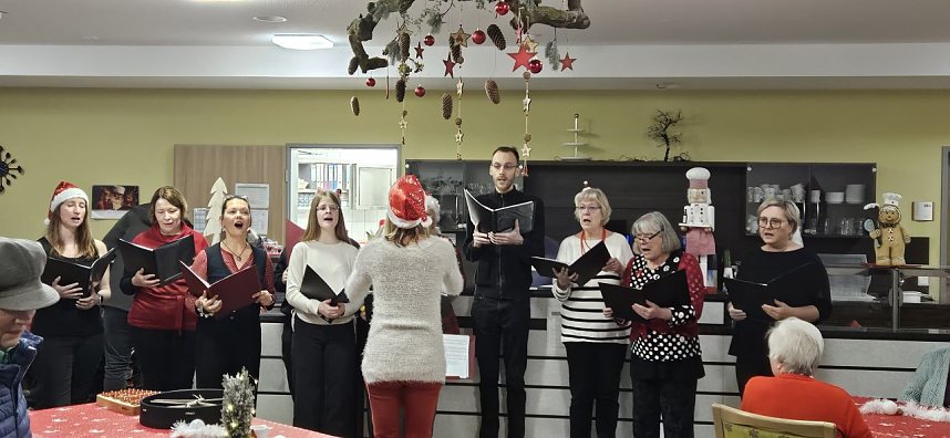 Der zweite Weihnachtsmarkt am Schlosspark in Kleinwerther