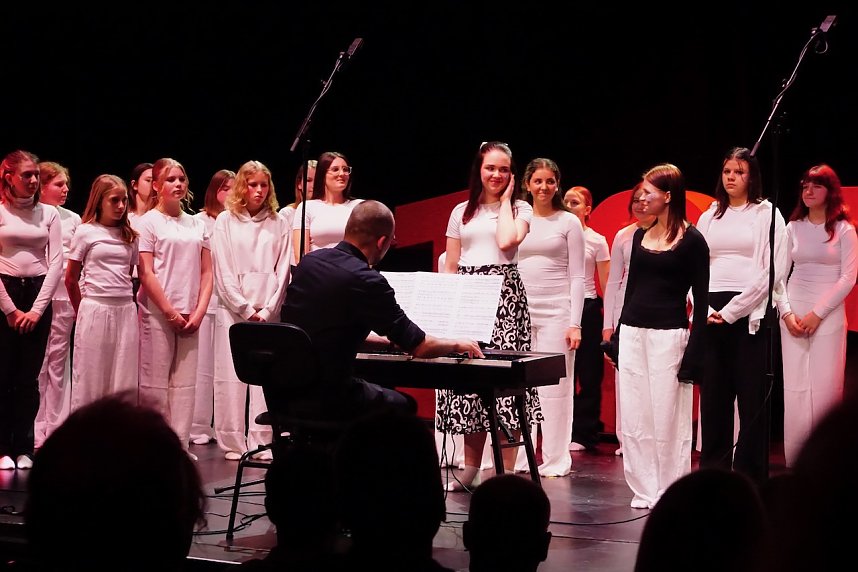 185 Jahre Kreissparkasse Nordhausen dominierten den Jahresempfang am Donnerstagabend im Theater.