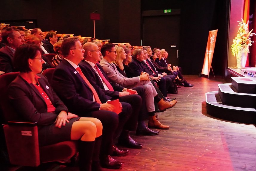 185 Jahre Kreissparkasse Nordhausen dominierten den Jahresempfang am Donnerstagabend im Theater.