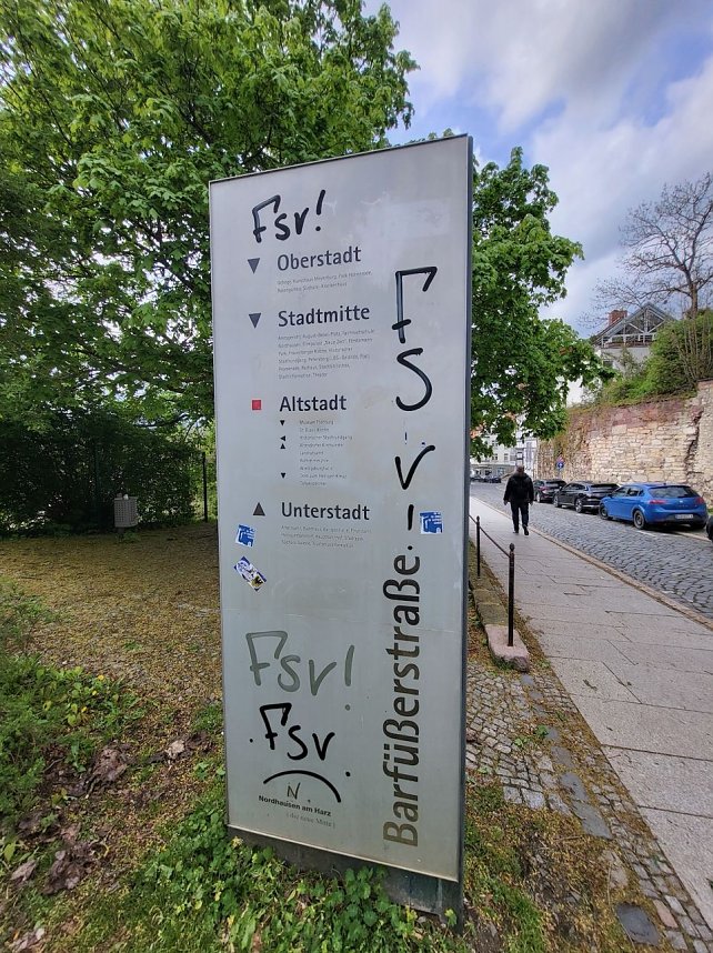 "Kunstwerke" der modernen Wacker-Fankultur