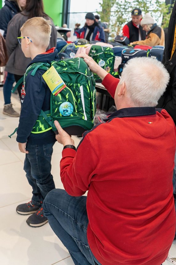 Schulranzentag und Skoda-Buffett im Skoda-Autohaus in Nordhausen