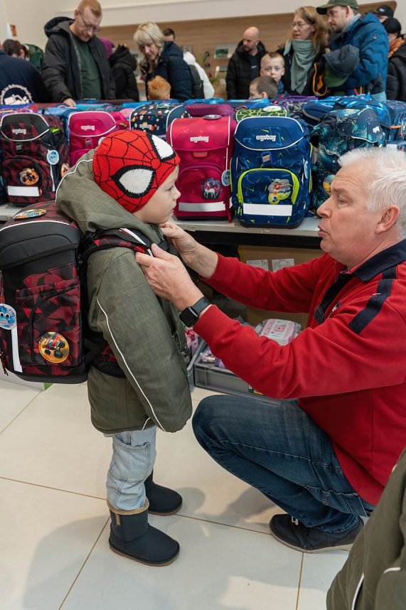 Schulranzentag und Skoda-Buffett im Skoda-Autohaus in Nordhausen