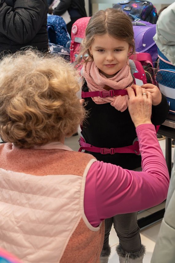 Schulranzentag und Skoda-Buffett im Skoda-Autohaus in Nordhausen