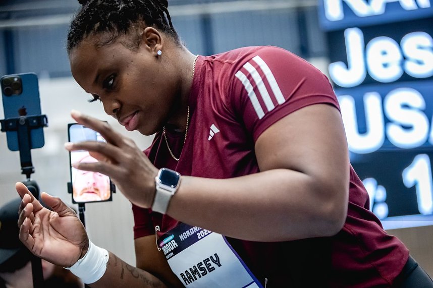 17. Kugelsto&szlig;-Indoor in Nordhausen