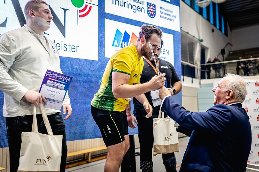 Der M&auml;nnerwettkampf beim 17. Kugelsto&szlig;-Indoor.