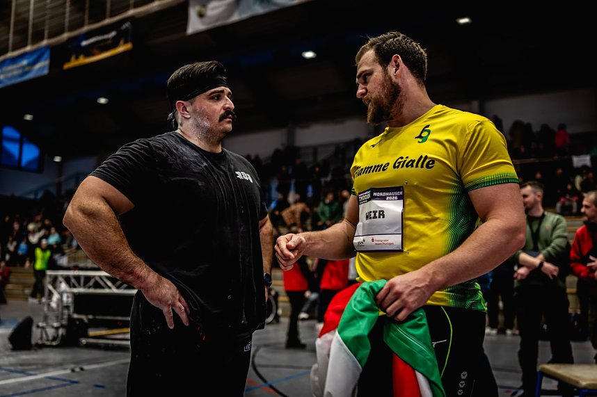 Der M&auml;nnerwettkampf beim 17. Kugelsto&szlig;-Indoor.