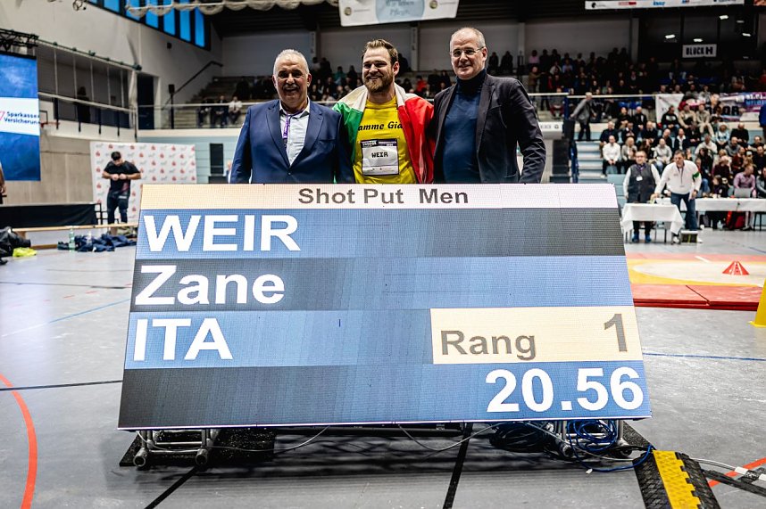 Der M&auml;nnerwettkampf beim 17. Kugelsto&szlig;-Indoor.