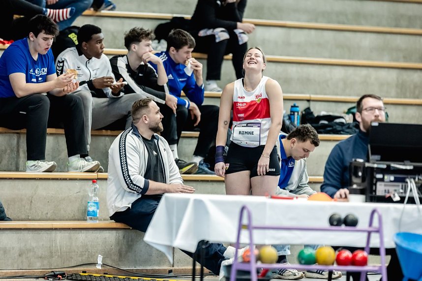 Bilder vom U-20-Wettkampf beim Kugelsto&szlig;-Indoor. 