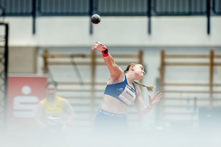 Bilder vom U-20-Wettkampf beim Kugelsto&szlig;-Indoor. 