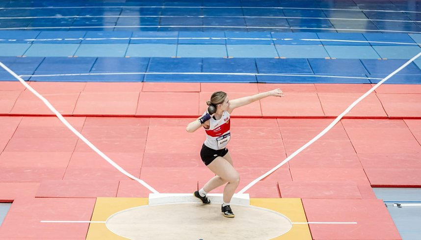 Bilder vom U-20-Wettkampf beim Kugelsto&szlig;-Indoor. 