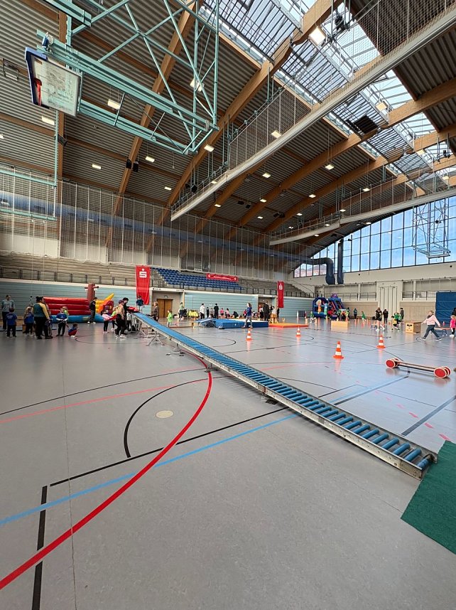 Kindergartensporttag in der Wiedigsburghalle