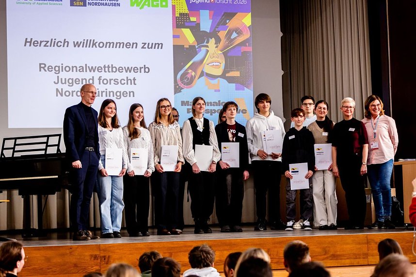 Die Teams des Humboldt-Gymnasiums beim diesj&auml;hrigen Regionalentscheid f&uuml;r "Jugend forscht"