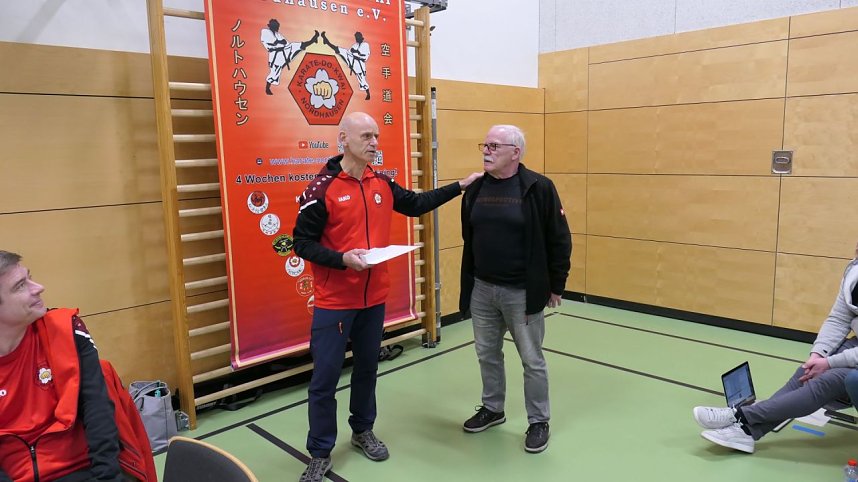 Vorstandswahl und Ehrungen beim Karate Do Kwai Nordhausen