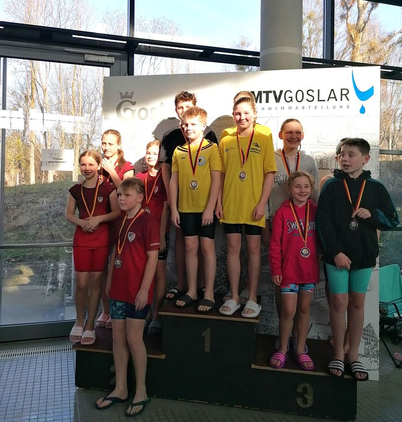 Mit geschwommen, mit geholfen - die Nordh&auml;user Delegation beim Wettkampf um den Goslaer Adler