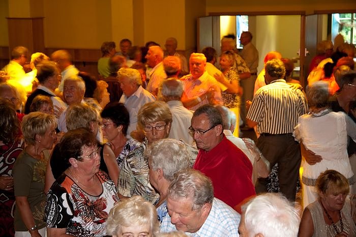 Tanz-Tee im Jugendclubuhaus
