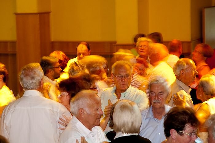 Tanz-Tee im Jugendclubuhaus